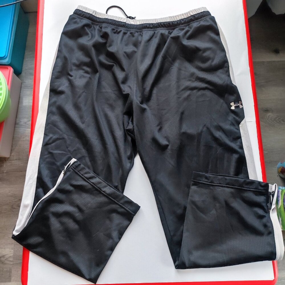 Under Armour athletic track pants black men's size XXL loose - Picture 3 of 7